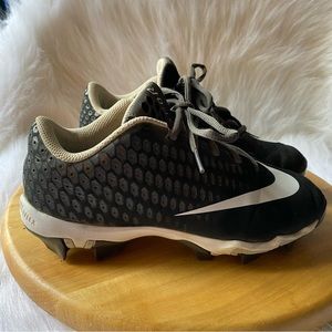 Nike‎ Fast Flex Shoes Size 4.5Y W Cleats Boys Black-White Lace Up